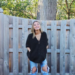 Meet your Posher, Kelly